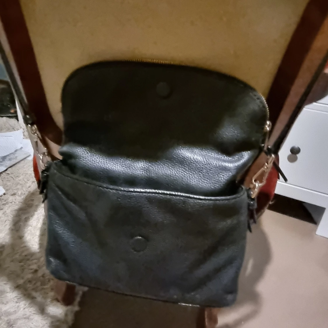 Svart axelväska från Kate Spade - 91