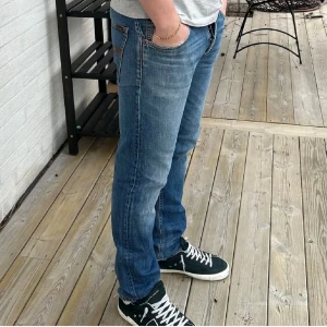 Nudie Jeans - Säljer mina nudie jeans har knappt använt dom plus att  att dom e nästan nya. Så är ni intresserade så är det bara hör av er☺️