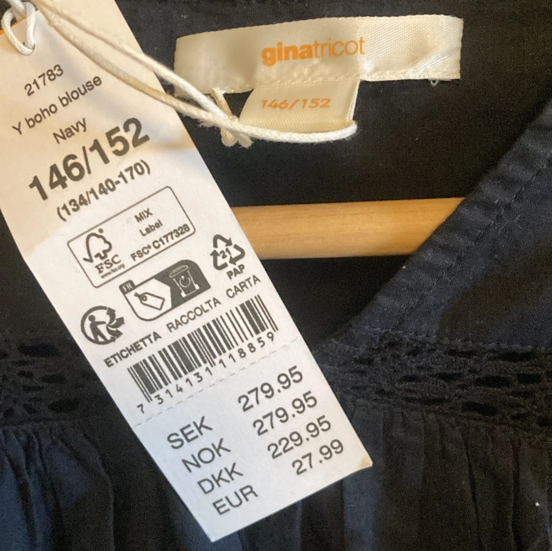 Mörklblå blus - 90