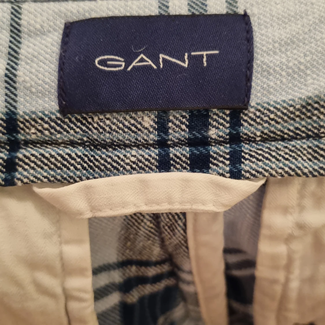 Rutiga shorts från Gant - 92