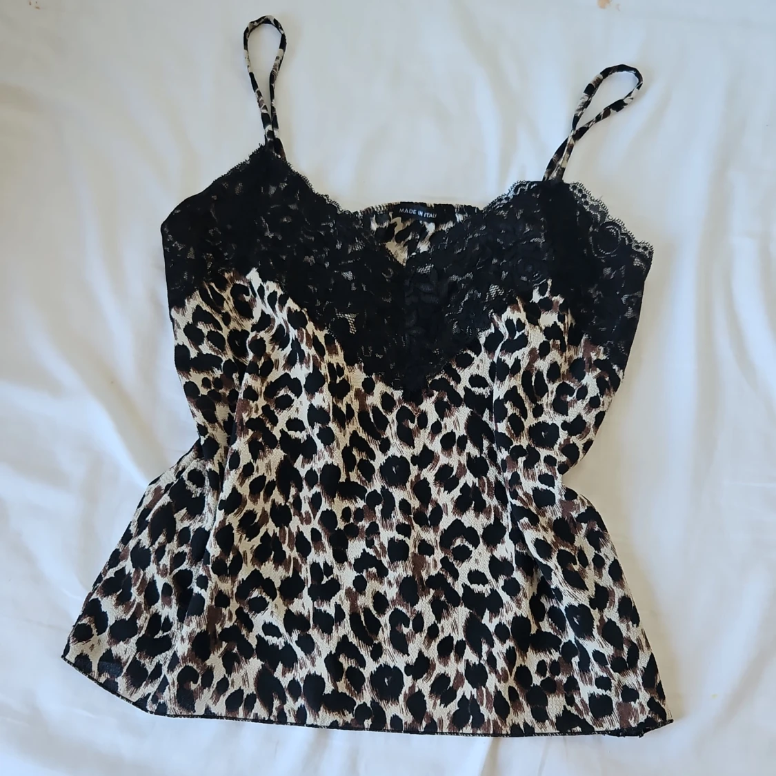 Leopard linne med spets