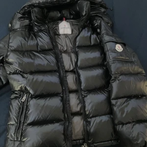 Moncler Maya jacket  - Moncler Maya that has been used but still in good condition,will be shipped or brought to the costumer in it’s original container.