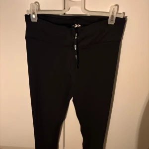 Träningsbyxor  - Lager 157 träningsbyxor 