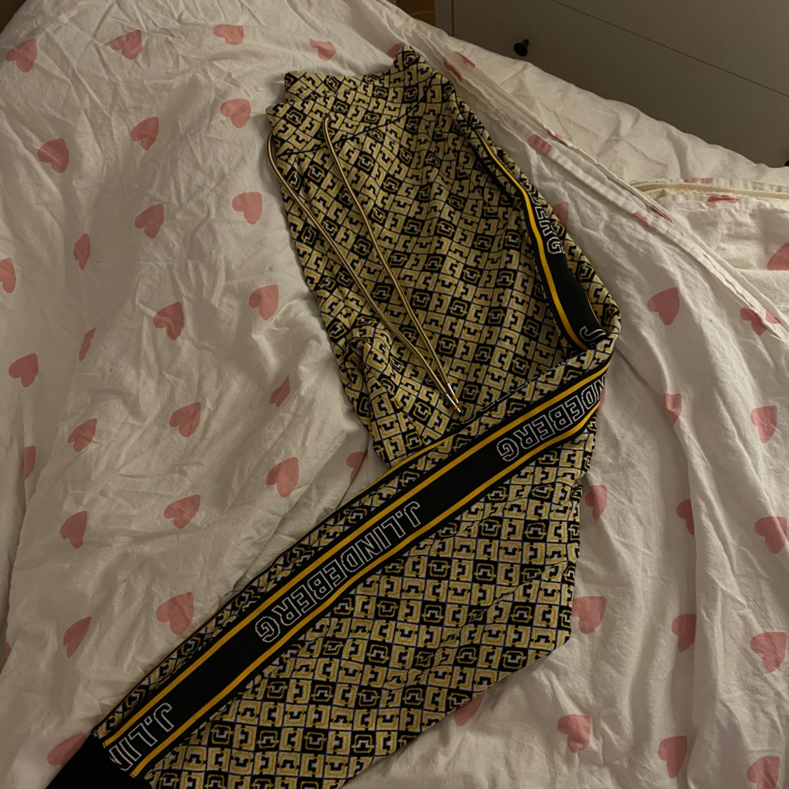 Mönstrade byxor från J.Lindeberg - 2