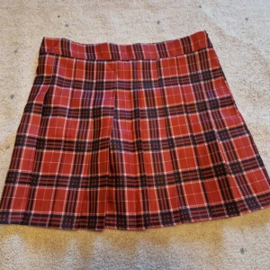 Plisserad tennis minkjol - Pretti