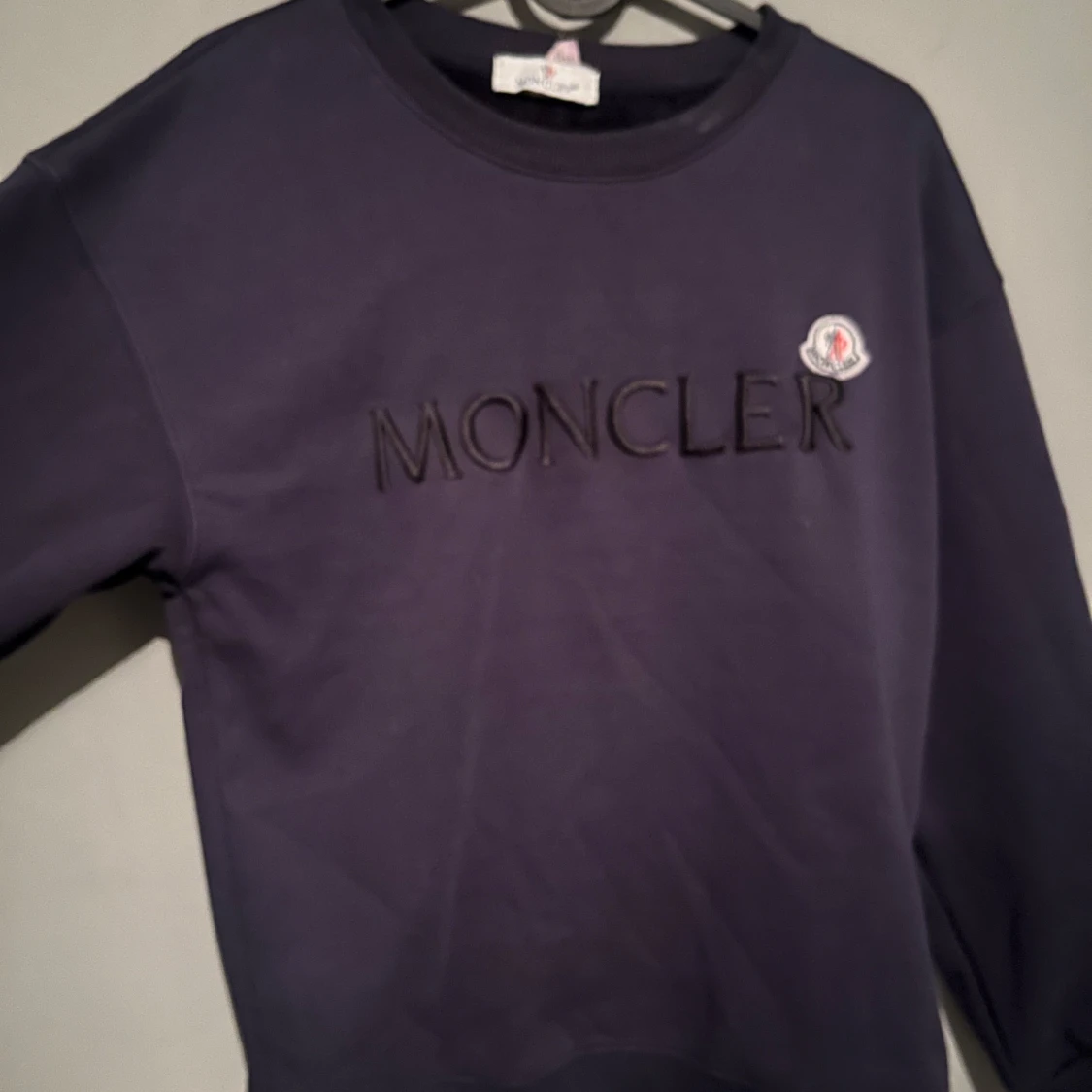 Mörkblå tröja från Moncler