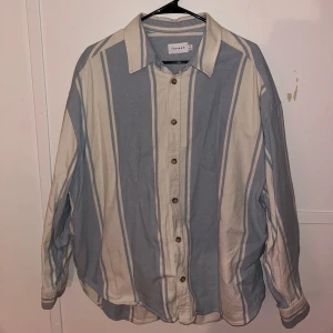 Overshirt - Vit & blå overshirt från Topman