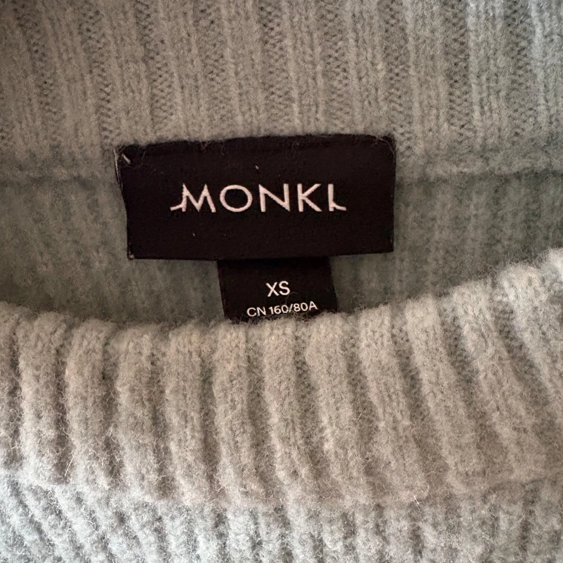 Ljusgrön stickad tröja från Monki - 2