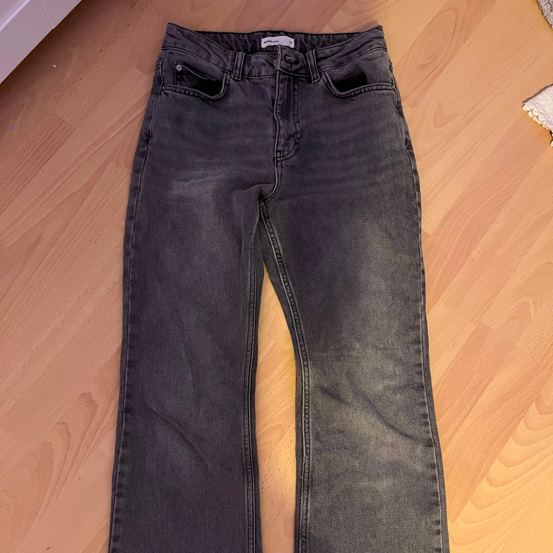 Oanvända jeans 
