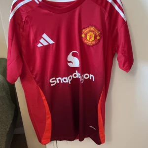 Rashford 24/25 - United Rashford tröja storlek M 24/25