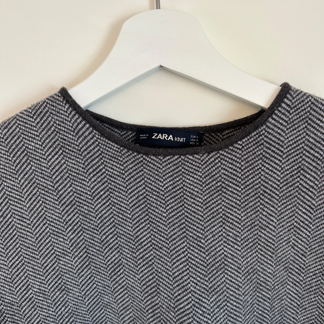 Zara stickad tshirt - 90