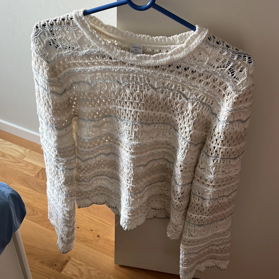 Hålstickad tröja - 91