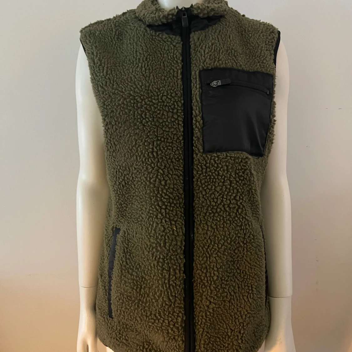 Grön teddyväst - 1