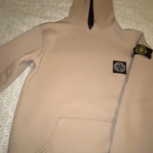 Stone Island - Säljer min Stone Island