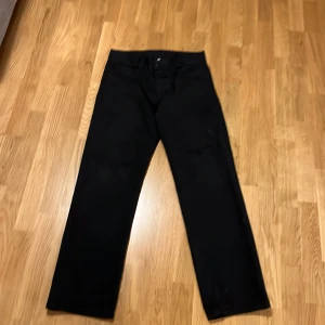 Sweet sktbs - Size:28 Good used condition  1 small hole