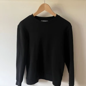 Weekday sweatshirt - Nästan my sweatshirt från Weekday