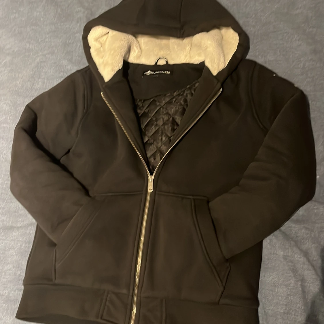 Svart jacka från Moose Knuckles