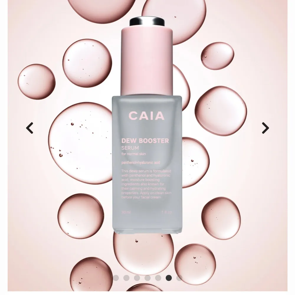 Dew Booster Serum från CAIA är ett återfuktande och mjukgörande serum med en lugnande och lystergivande effekt. Helt oanvänd och i original förpackning 💗. Beauty.