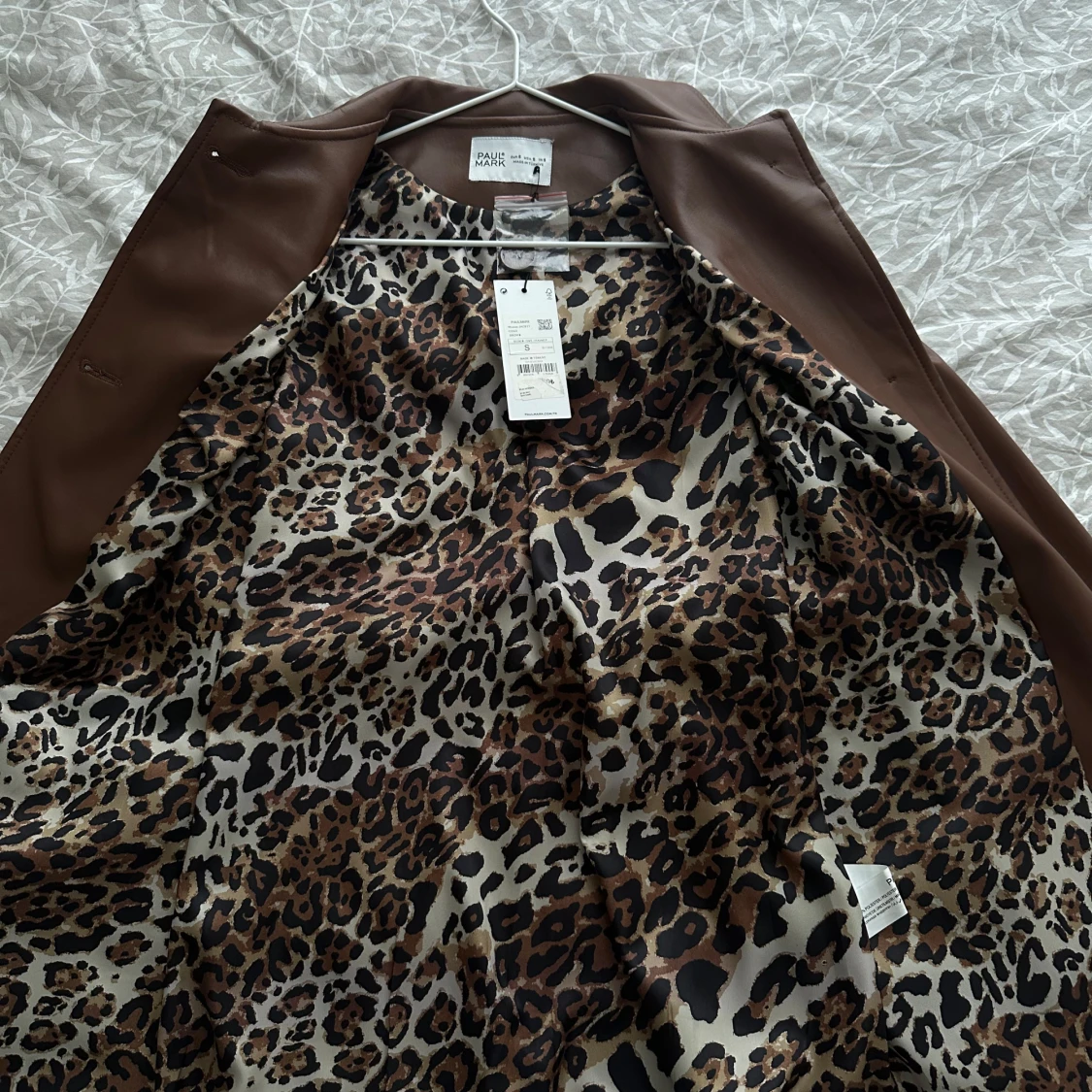 Brun skinnjacka/kappa från Paul Mark - 91
