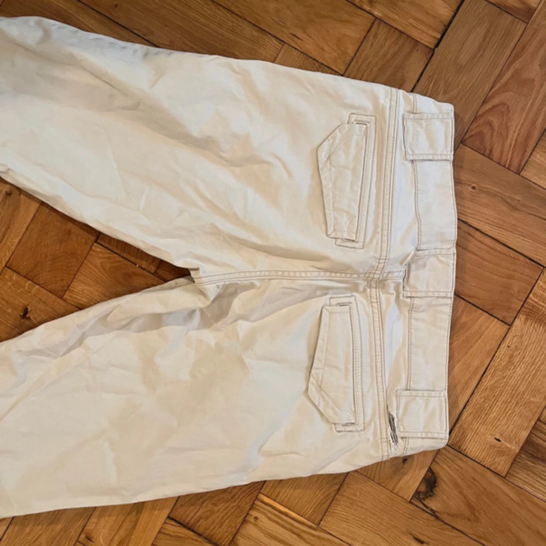 Beige byxor från GAP