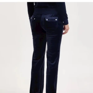 JUICY BYXOR  - JUICY BYXOR med fickor!!🩵💙🩵💙Bra skick! Kan diskutera priset är villig att sänka vid snabb affär 💘