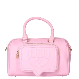 Chiara Ferragni väska - Intressekoll på min väska ifrån Chiara Ferragni, modellen eye pocket big bag. Använd ca 5-7ggr, som ny! Nypris 2300kr, pris kan diskuteras 