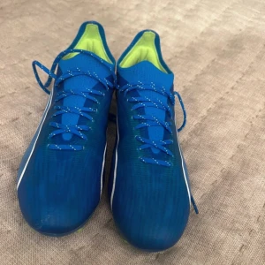 Puma fotbollsskor ultra ultimate fg/ag - Puma ultra ultimate speed/ FG och AG storlek 39 Nypris 2499