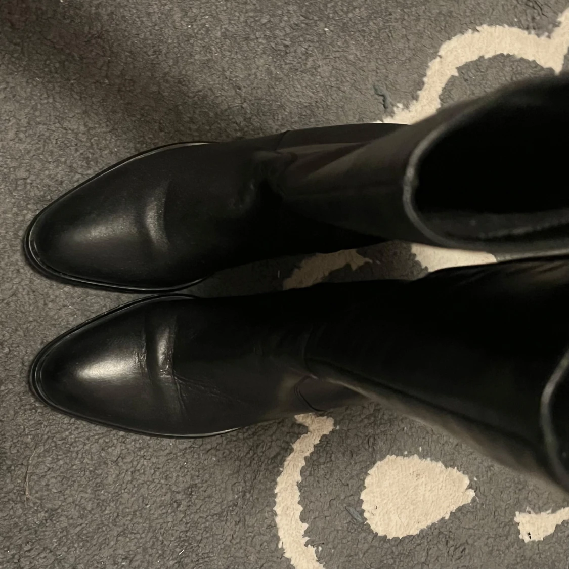 Svarta skinnstövlar Gino Rossi - 2