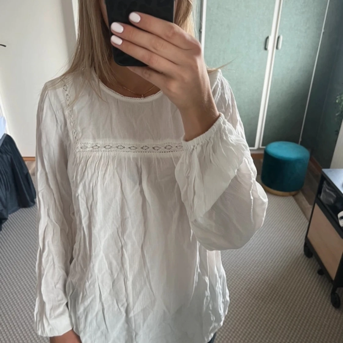 Vit helt ny blus  - 1