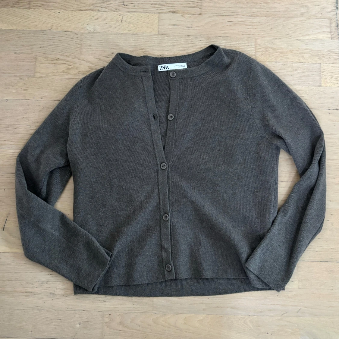 Grå kofta från Zara - 1