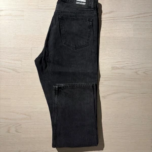 Dr. Denim jeans - Jeans från dr denim. Rak passform. Storlek 30/32.