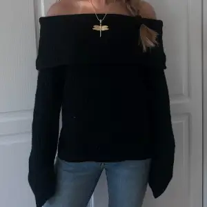 Offshoulder tröja i svart!!💖💖