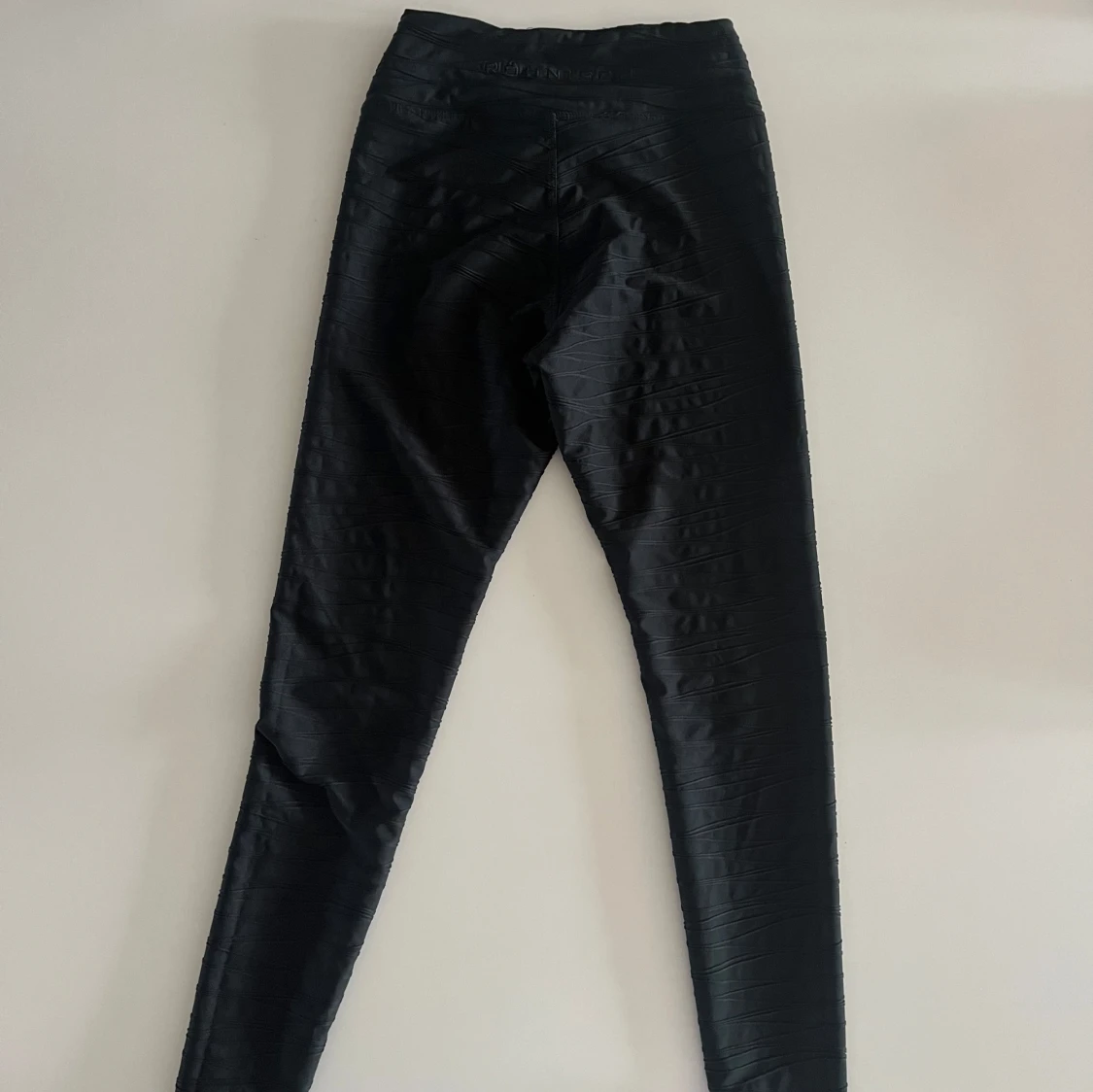 Svarta träningstights - 27