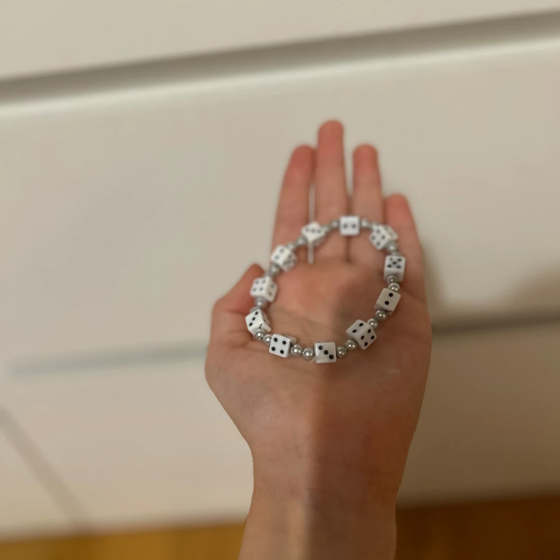 Ett tärnings armband🎲🩷 - 92