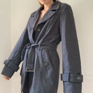 Kappa - Grå kappa - S/M/L   Frakt tillkommer