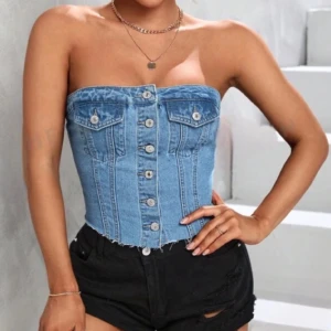 Jeans topp  - Jeans topp i storlek S. Kommer inte till användning, säljer på grund av köp av fel storlek🩷