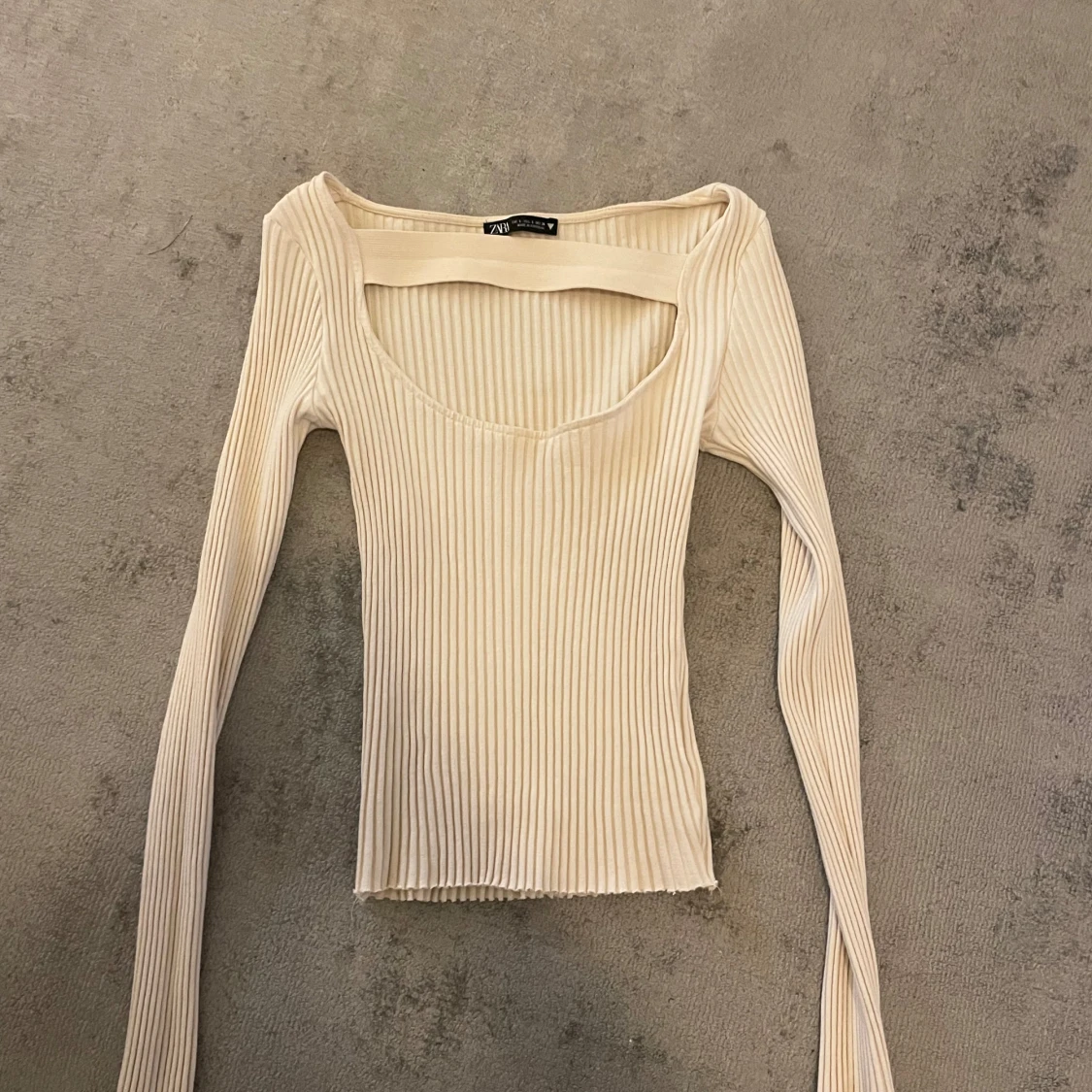 Beige Zara tröja/topp
