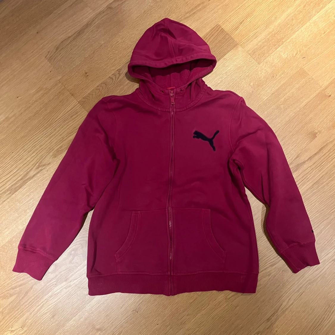 Hoodie med dragkedja 