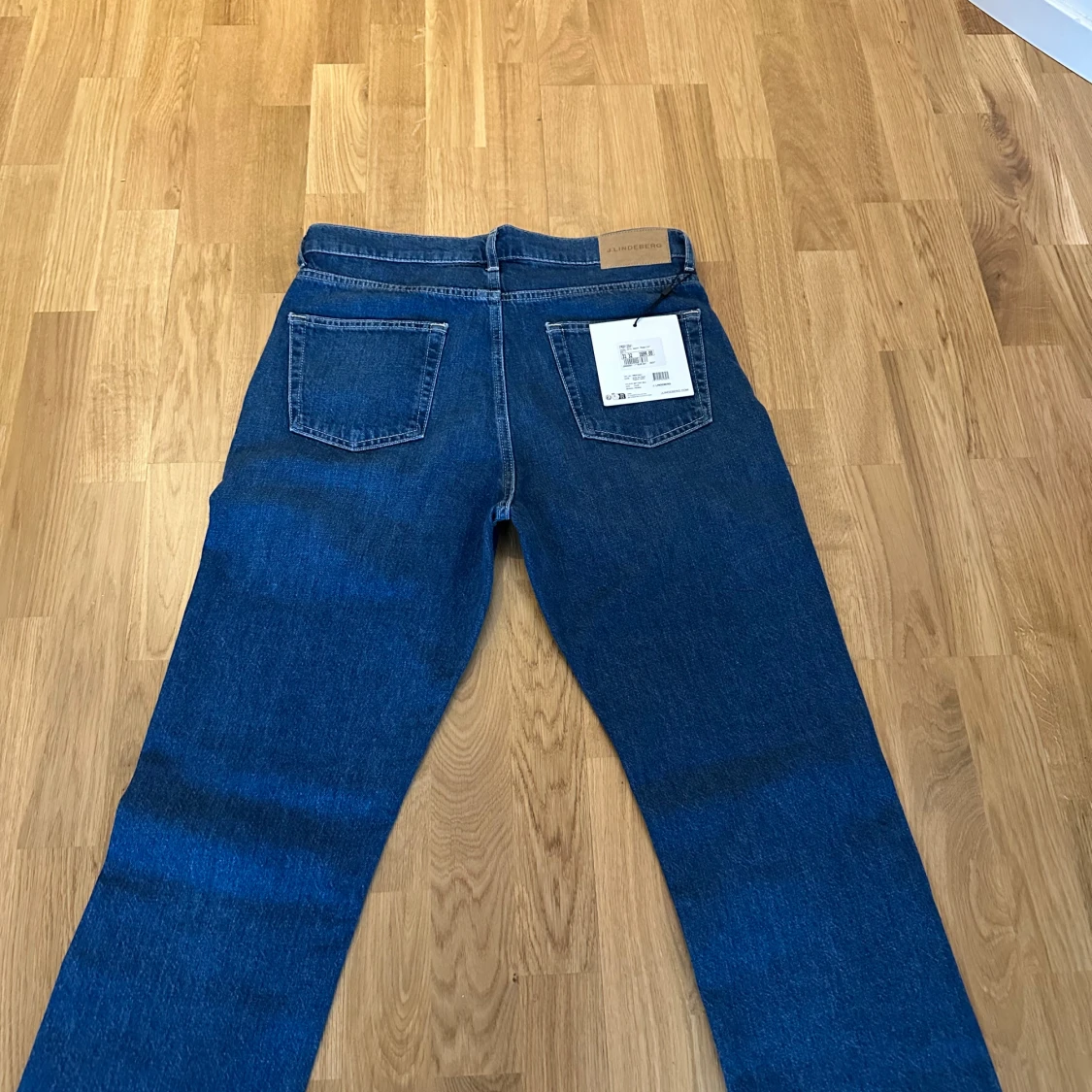 Blå jeans från J.Lindeberg - 1