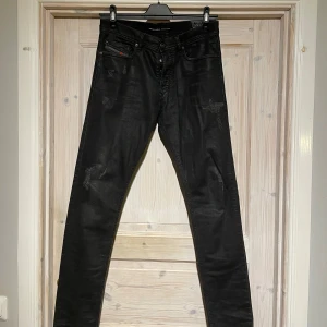 Diesel Jeans - Diesel D.N.A s/s 2016 jeans. Modellen på jeansen heter theppar. W29/32L