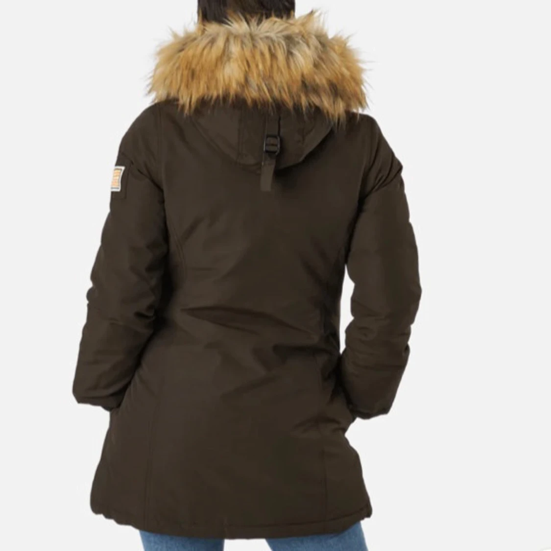 Svart parkajacka med fuskpäls - 1