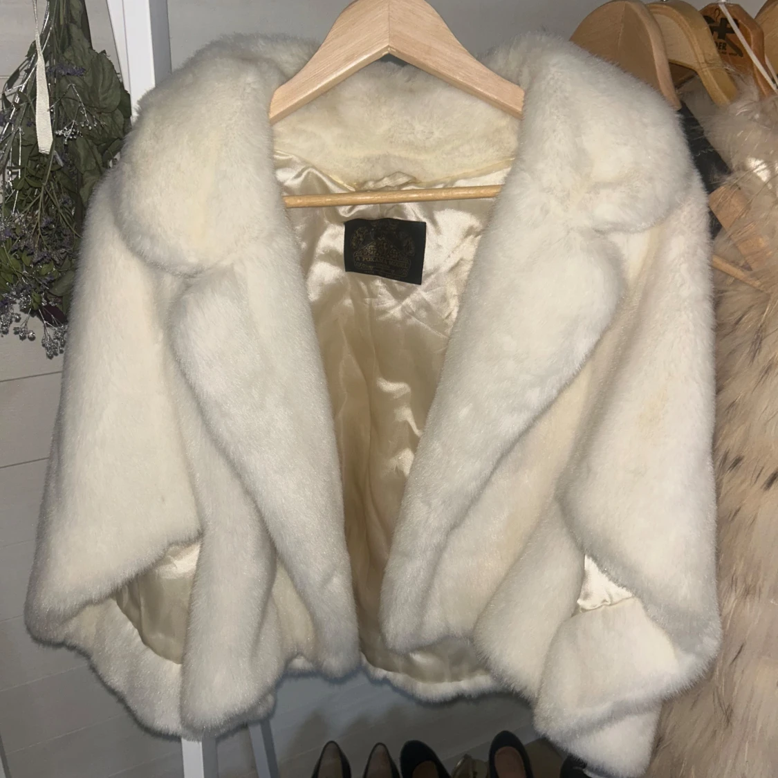 Trekvartsärmad pälsjacka - 2