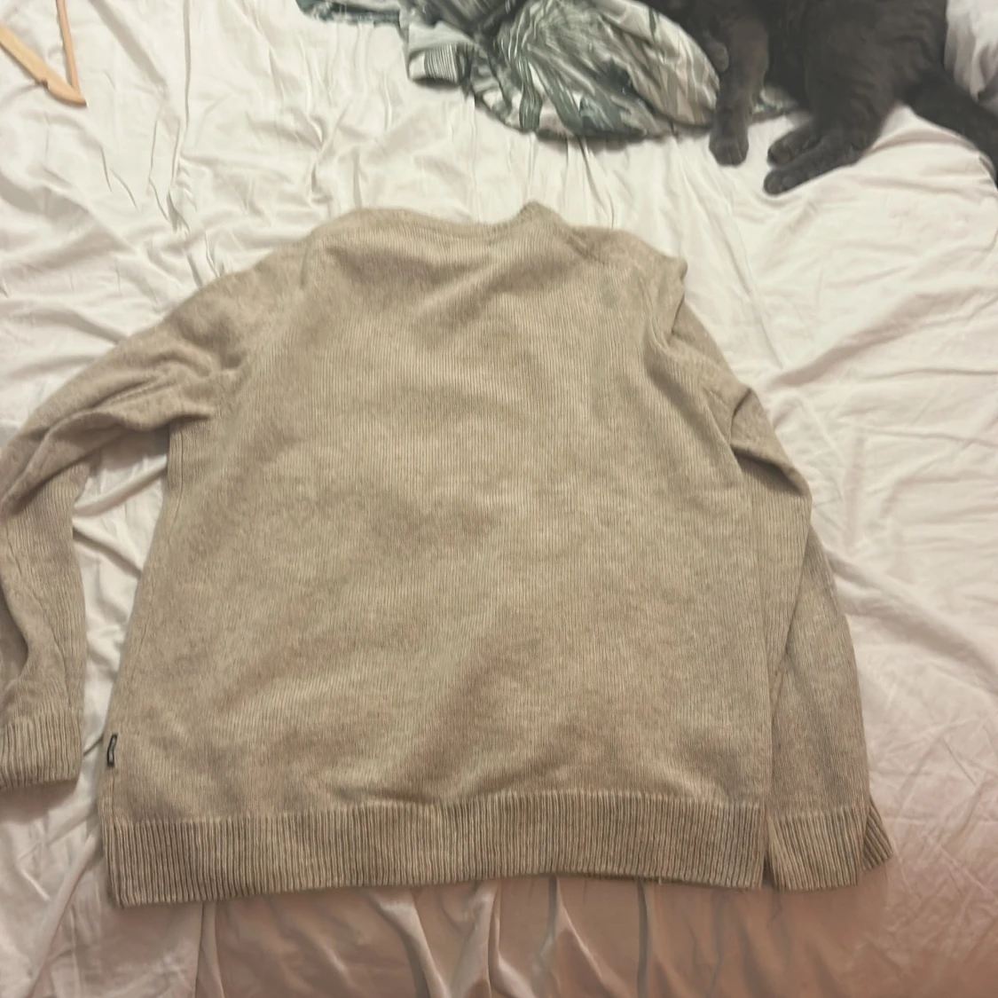 Beige stickad tröja - 2