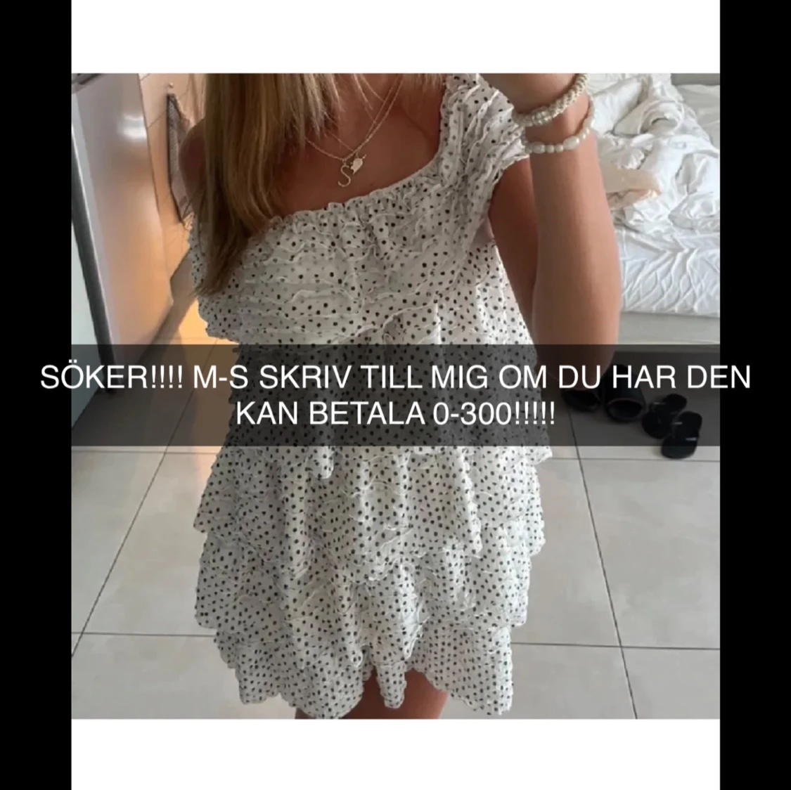 SÖKERRRR!!!!! Vit prickig Zara klänning