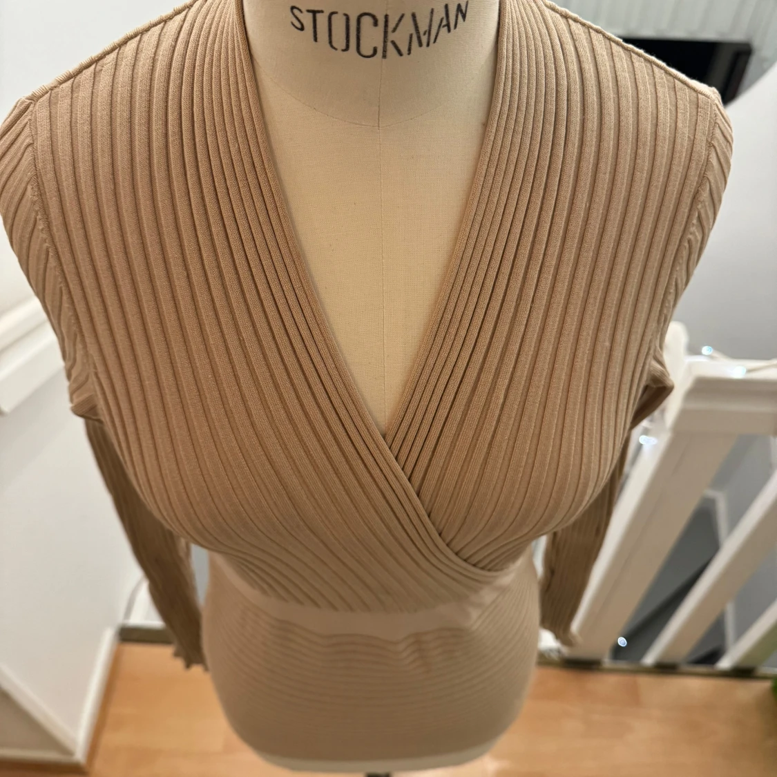 Beige omlottopp från Maruschka de Margo - 3