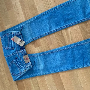 Snygga jeans  - Snygga jeans 💙storlek 36 men mer 32/34💙