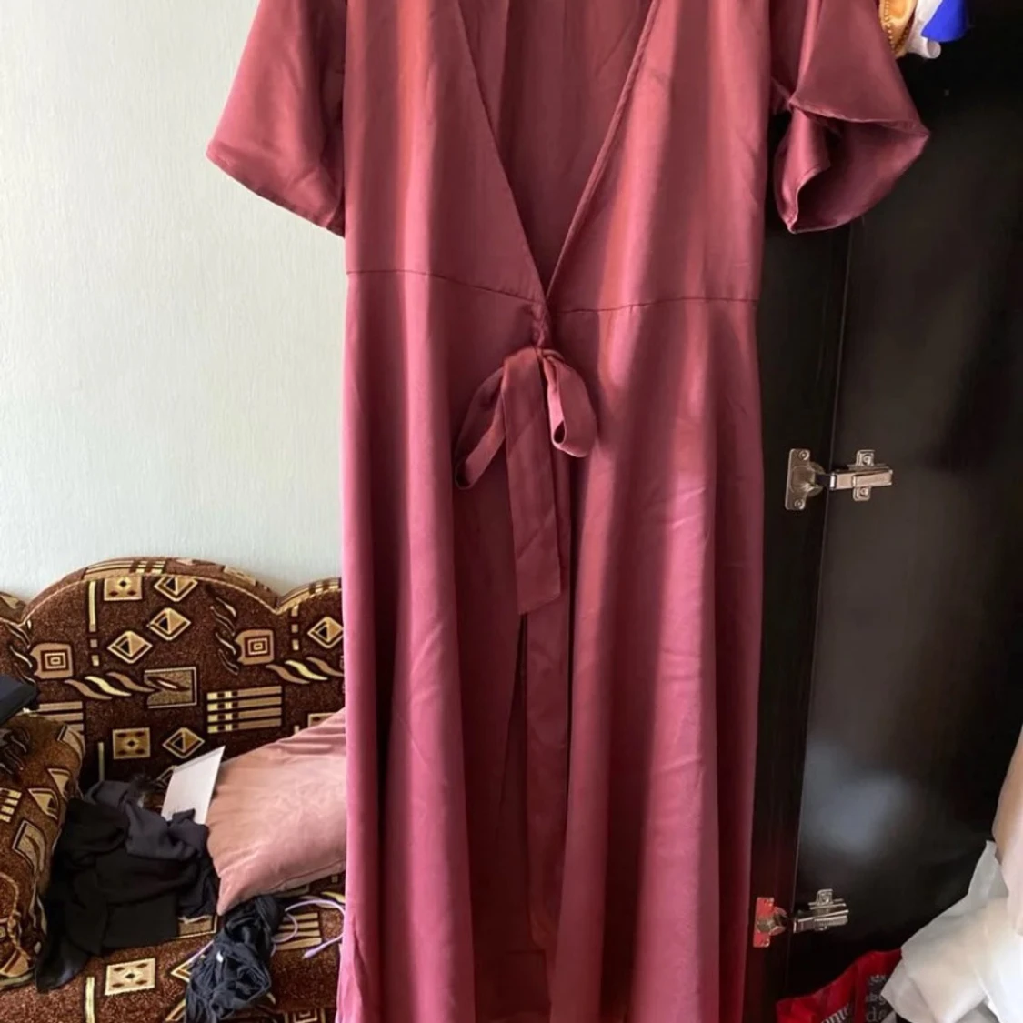 Mörkrosa omlottklänning - 90