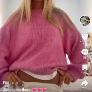 Rosa stickad - Så fin rosa stickad tröja från meet me there🩷prislapp kvar