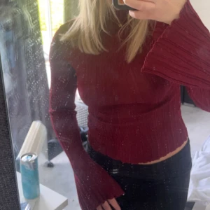 Vinröd topp - Oanvänd