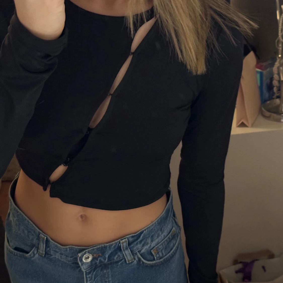 Svart långärmad croppad topp - 91